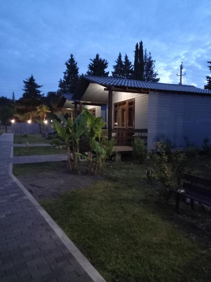 Готель Гостевой дом Фазенда Піцунда Екстер'єр фото